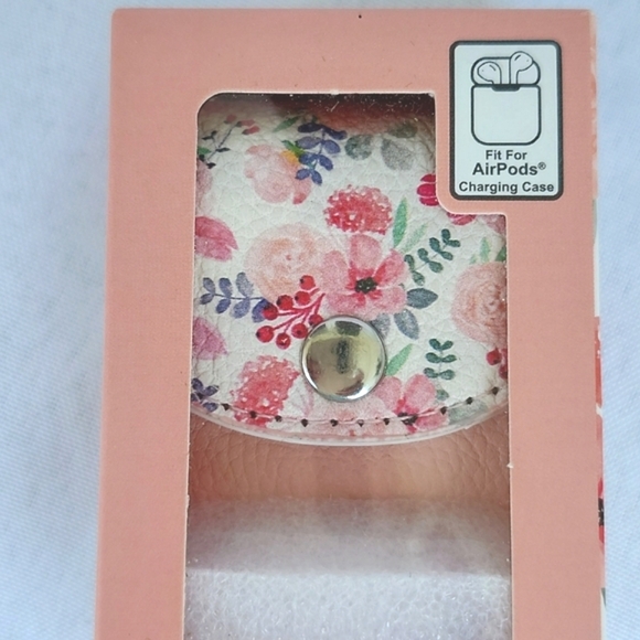 Ear Pod Charging Case - Picture 2 of 4